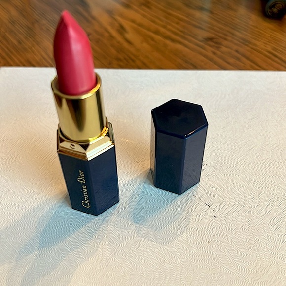 💋💄NWOTAuthentic VTG Christian Dior BerylRose Lipstick. Excellent Condition💋💋 - Picture 3 of 5
